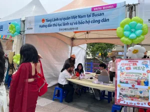 Tổng Lãnh sự quán Việt Nam tại Busan tổ chức buổi tư vấn, hướng dẫn về công tác lãnh sự và bảo hộ công dân dành cho cộng đồng người Việt Nam tại đảo Jeju, Hàn Quốc